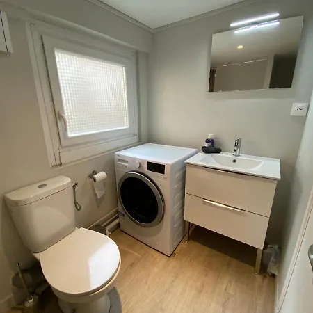 Moderne Pres De La Cathedrale - 196 Apartment *